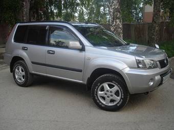 2003 Nissan X-Trail Photos