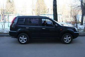 2003 Nissan X-Trail Photos