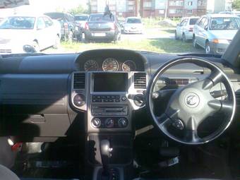 2003 Nissan X-Trail Photos