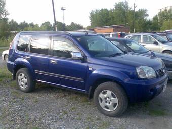 2003 Nissan X-Trail Images