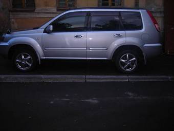 2003 Nissan X-Trail Pictures