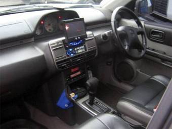 2003 Nissan X-Trail Images