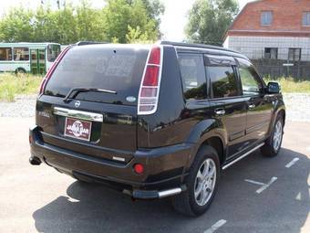 2003 Nissan X-Trail Photos