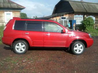 2003 Nissan X-Trail Photos