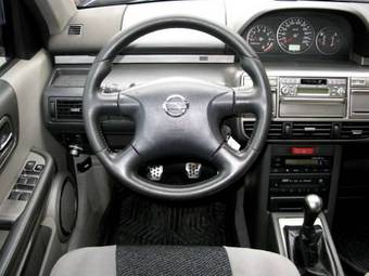 2003 Nissan X-Trail Pictures