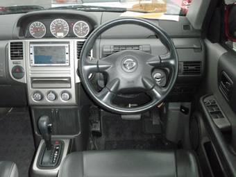 2003 Nissan X-Trail Photos