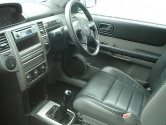 2003 Nissan X-Trail Pictures