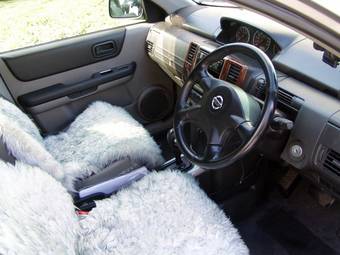 2003 Nissan X-Trail Photos