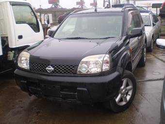 2003 Nissan X-Trail Photos