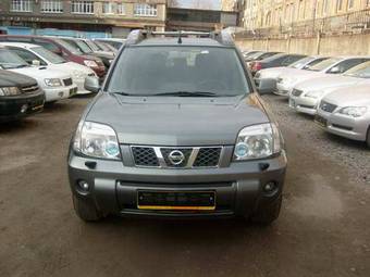 2003 Nissan X-Trail Photos