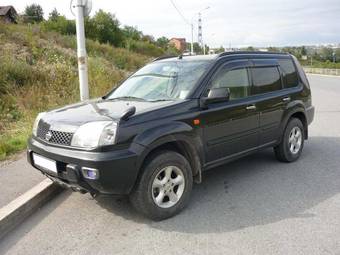 2003 Nissan X-Trail Photos