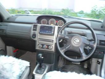 2003 Nissan X-Trail Pictures