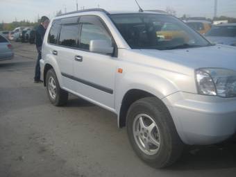 2003 Nissan X-Trail Pictures