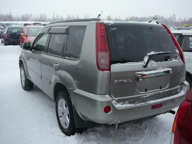 2004 Nissan X-Trail