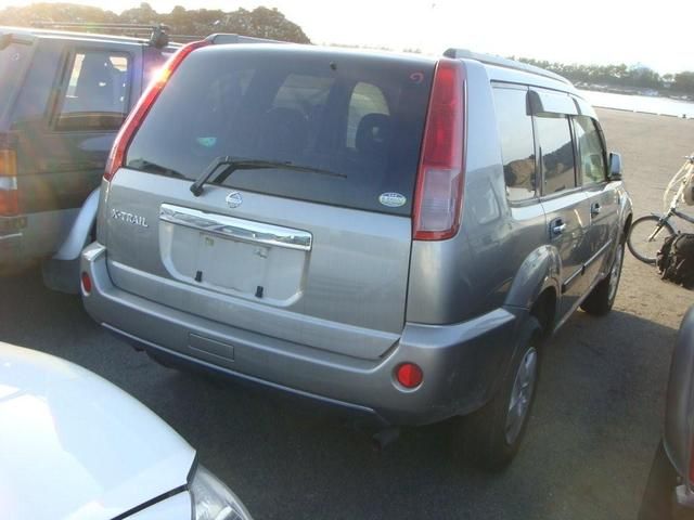 2004 Nissan X-Trail