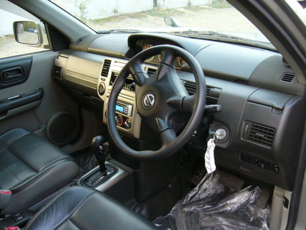 2004 Nissan X-Trail