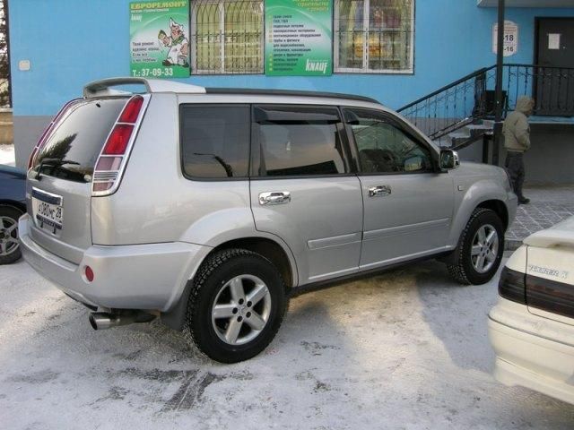 2004 Nissan X-Trail