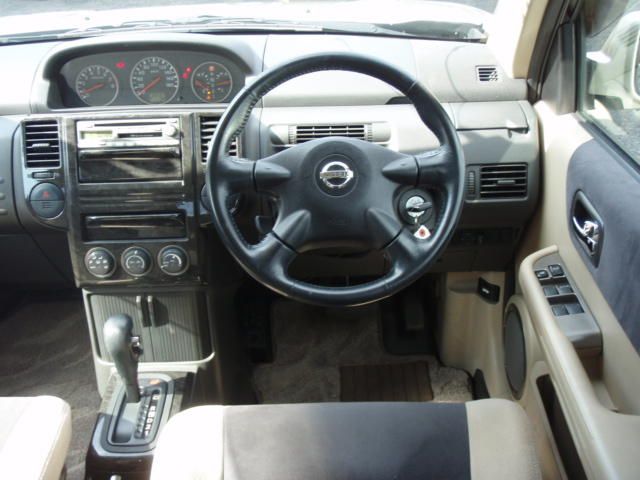 2004 Nissan X-Trail