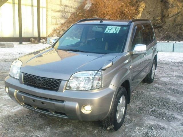 2004 Nissan X-Trail