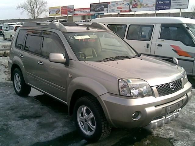 2004 Nissan X-Trail