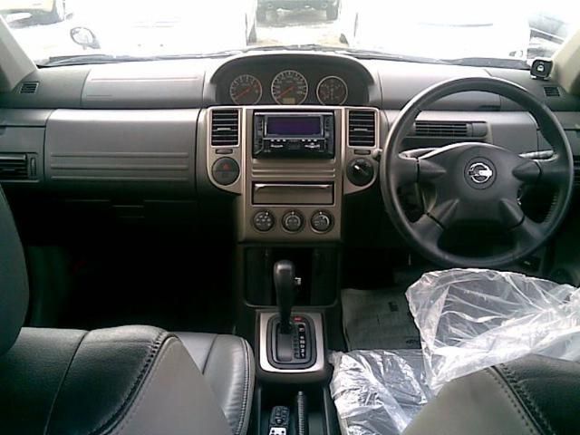 2004 Nissan X-Trail