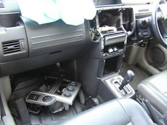 2004 Nissan X-Trail Pics