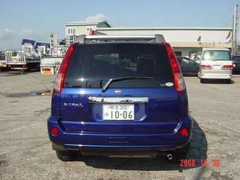 2004 Nissan X-Trail Images