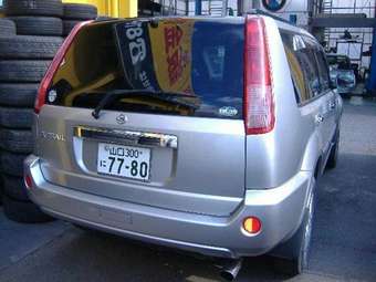 2004 Nissan X-Trail Images