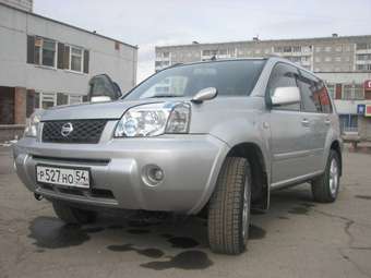 2004 Nissan X-Trail Images