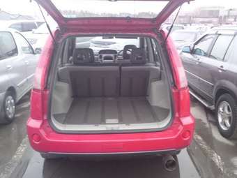 2004 Nissan X-Trail Photos