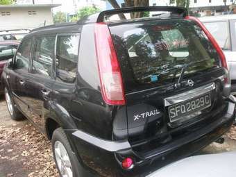 2004 Nissan X-Trail Images