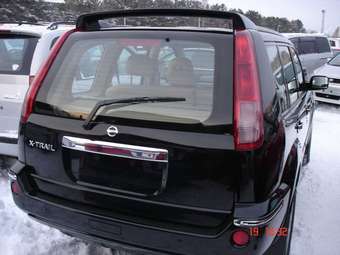 2004 Nissan X-Trail Photos