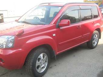 2004 Nissan X-Trail Images