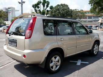 2004 Nissan X-Trail Photos