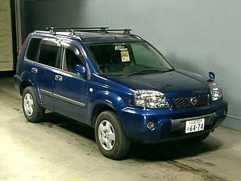 2004 Nissan X-Trail Photos