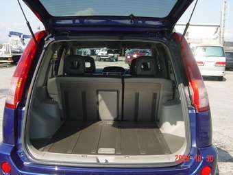 2004 Nissan X-Trail Images