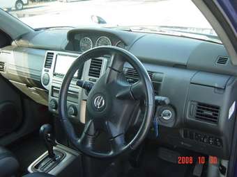 2004 Nissan X-Trail Pictures