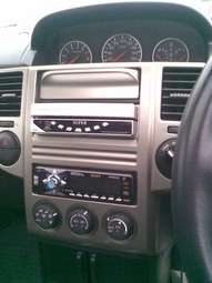 2004 Nissan X-Trail Pictures