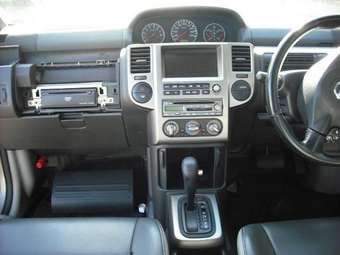 2004 Nissan X-Trail Photos