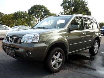 2004 Nissan X-Trail Photos