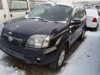 2004 Nissan X-Trail Photos