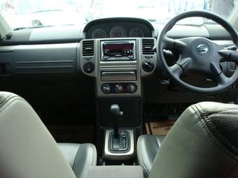 2004 Nissan X-Trail Pictures