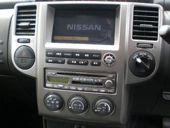 2004 Nissan X-Trail Pics