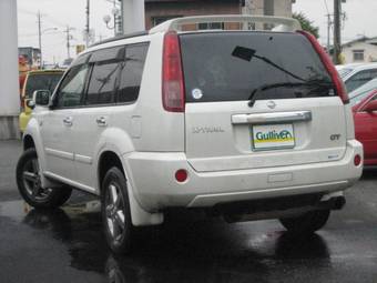 2004 Nissan X-Trail Photos