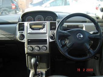 2004 Nissan X-Trail Photos