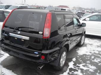 2004 Nissan X-Trail Images