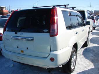 2004 Nissan X-Trail Photos