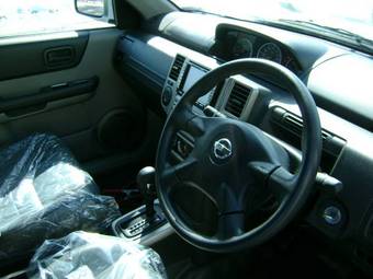 2004 Nissan X-Trail Pictures