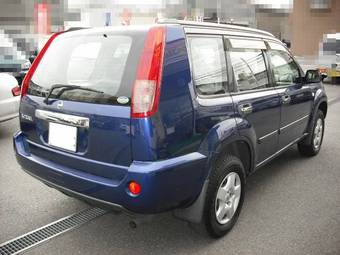 2004 Nissan X-Trail Photos