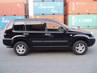 2004 Nissan X-Trail Images